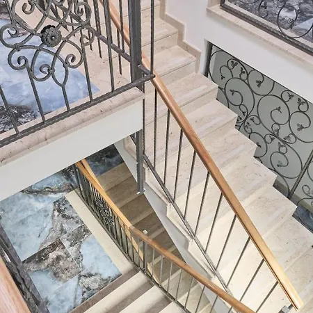 Nevera Apartament Split