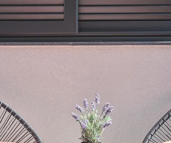 Nevera Διαμέρισμα Σπλιτ